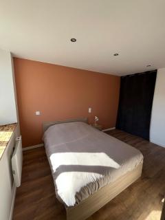 Appartement neuf avec 1 chambre - - 3