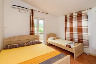BORIS Apartments - Dobra Voda - 4