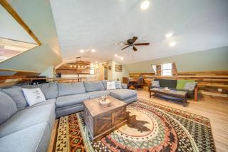 Home with River View and Game Room in Tidioute! - - 8
