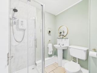 Whitehaven Suite - Sleeps 4 - Cosy Stay - 1