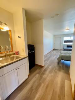 Zero Rock Two-Story Suite - 1