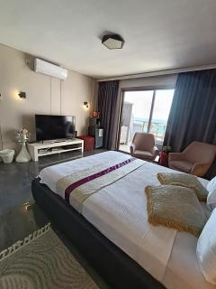 Penthouse Apartment On The Beach - 3