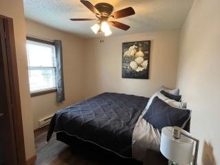 201 E Veterans Street Apt B - Tomah - 0