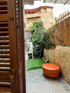 Authentic, cozy piece of heaven - Haifa - 9
