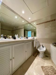 Lovely apartament in Nueva Andalucia, with spectacular sea & Giblartar view - Marbella - 6