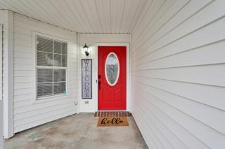 Timeless Charm at The Richmond Hearth - Richmond Hill - 9