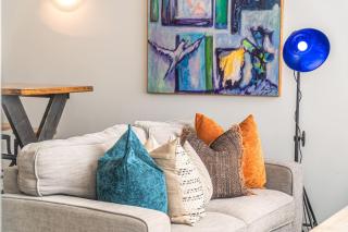 City Escape with Harbour View and Free Secure Parking - 3