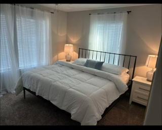 Cozy 2BR with King Bed 3 min to Beach - Galveston - 7
