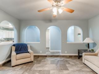 OKC NW 91st Private Home Quiet Neighborhood Pet-Friendly - Oklahoma City - 3