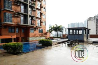 Cozy 2BR UnitN Free Pool Gym with Karaoke Netflix - Manila - 9