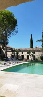 Spacieuse Villa à 5 min à pieds du centre ville d'Uzès - Uzès - 0