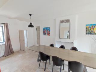 Spacieuse Villa à 5 min à pieds du centre ville d'Uzès - Uzès - 3