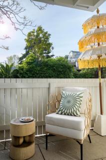 Outdoor Spaces and Coastal Sanctuary - Summerland - 2