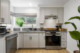Private Garden and Tranquil Haven - Summerland - 3