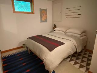 Bellwood Cottage 8-14min to all Roxbury Wed Venues - 8