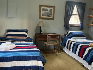 Cozy Catskill Mountain Cabin - Margaretville - 3