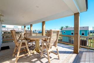 3BR 2.5BA King Bed Walk to Beach - 7