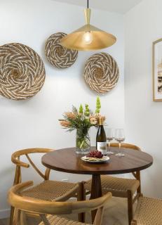 Bali Home and SB Beaches - Summerland - 2