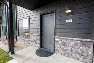 Baltoro Townhouse- Relax and unwind in our spacious and beautifully furnished townhome. - Driggs - 6