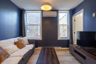Amazing 3-Bedroom on Saint-Urbain - Montréal - 9
