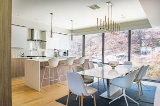 4BR Townhome with NYC Views - 7