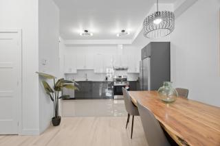 New Modern 2bdr Apartment in Little Italy Unit 202 - Montréal - 9