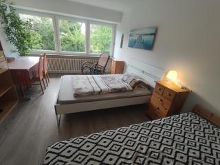 Uni-nähe Unterkunft mit Garten - Bochum - 1