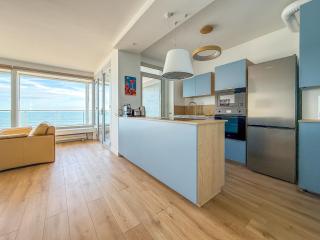 Grand appartement lumineux avec vue imprenable sur la baie des Sables d'Olonne - 6 personnes - 9