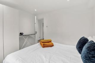 New King size bed apartment with free parking - Londra - 8