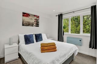 New King size bed apartment with free parking - 2