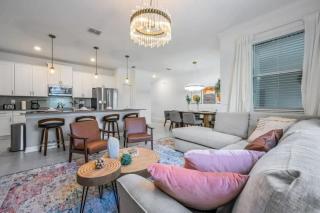 2416 Luxo & Magia: Casa com Piscina no Storey Lake! - 8