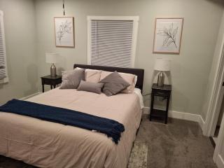 Furnished oversize Rooms in a Home - Atlanta - 3