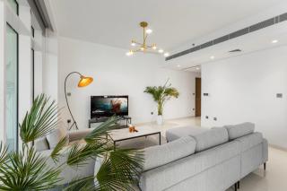 Full Sea View & Dubai Skyline - 4BR LUX Beachfront - 3