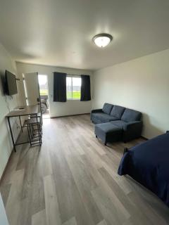 Unit 8 - Stand Rock Studios - 3