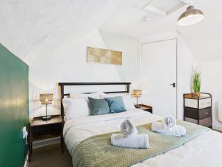 Whitehaven Hideaway - Sleeps 2 - Cosy Escape - 7