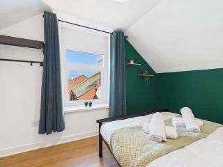 Whitehaven Hideaway - Sleeps 2 - Cosy Escape - 5