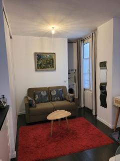 Studio calme proche Montmartre et Batignolles - Metro 13 et 14 - Parijs - 8