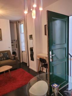 Studio calme proche Montmartre et Batignolles - Metro 13 et 14 - Paris - 3