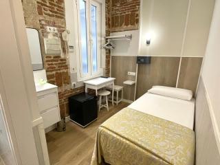 Hostal Madrid - Madrid - 6