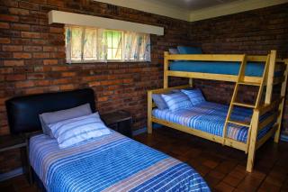 Ikhthus Accommodation - Hibberdene - 5