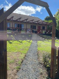 FIG TREE HOUSE Entire holiday home, self catering, 4 bedroom, 2 bathroom, deck and garden - Durban - 1