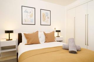 Modern 1BR Zone 1 Aldgate Smart TVs & Fast Wi-Fi - Londra - 2