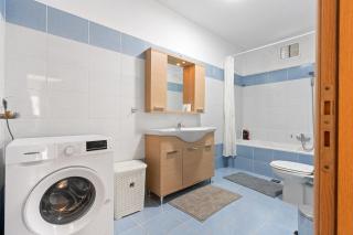 Beautiful Modern Beach Stay - Nikiana - 4