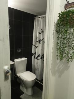 Akon Nafplio room II - 2