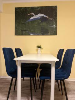 Yellow Home - Lychen - 6