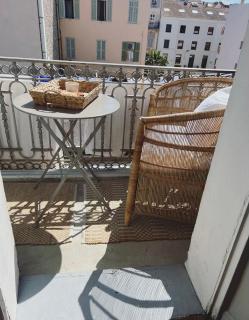 French classic apartm 2 bedroom best location - Cannes - 7