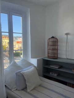 French classic apartm 2 bedroom best location - Cannes - 1