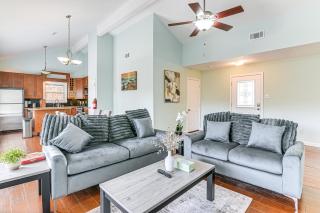 Patio, Fire Pit and Yard Family Home in Pearland - 6