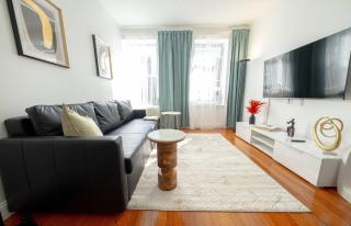 Stylish One Bedroom Apt on UES - New York - 9