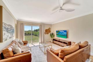 Sunrise Suite Central to I75 airport & downtown - 5